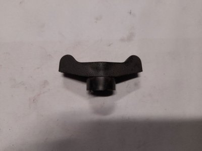 Radiator nut wing