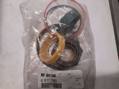 Boom and arm cylinder seal kit