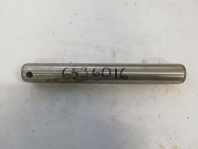 Lift cylinder pin