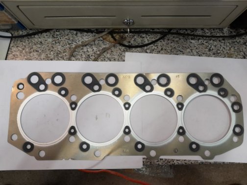 cylinder head gasket isuzu