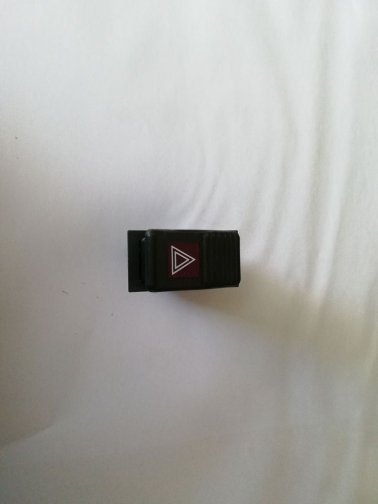 Hätävilkkujen katkaisija
